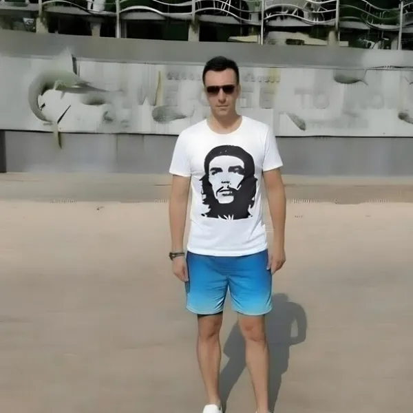 Алекс
